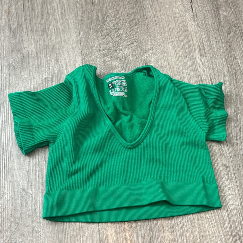 PLT crop top gym